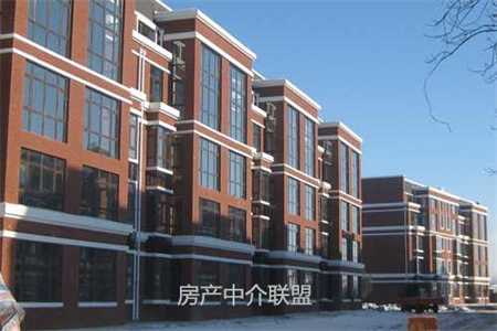 平章府9楼101平两室精装带车位75万可按揭